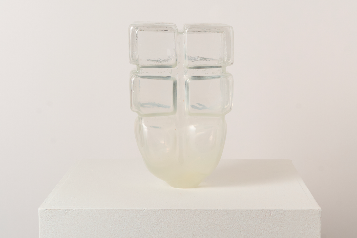 Artwork by Anni Eckerman - Glas formed by wood white