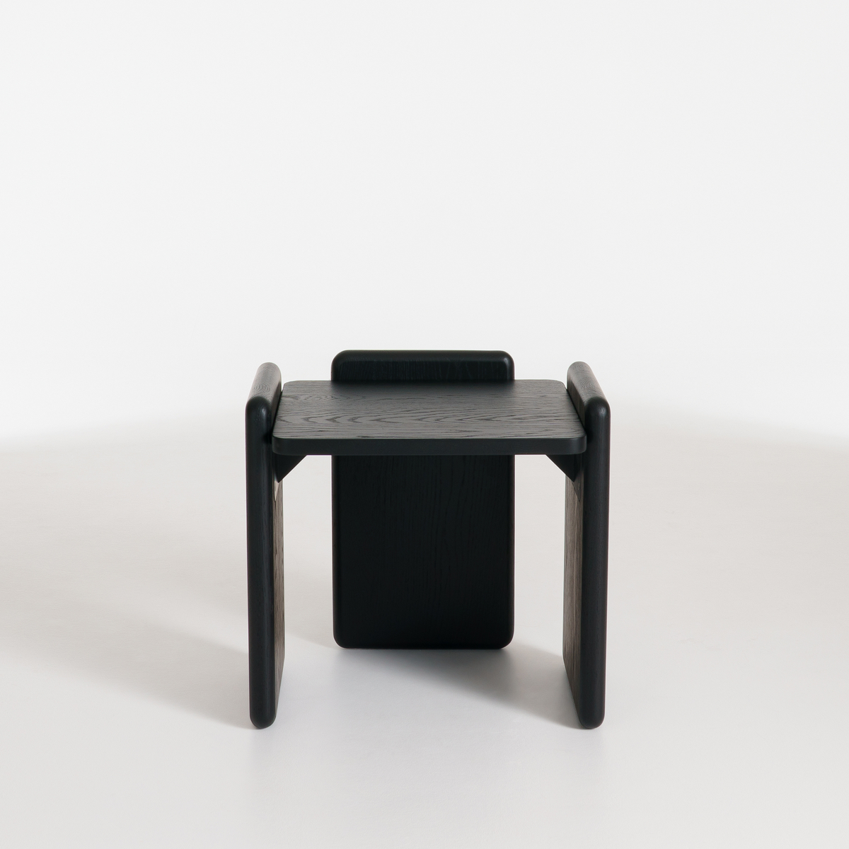 NANA Side Table Oak black