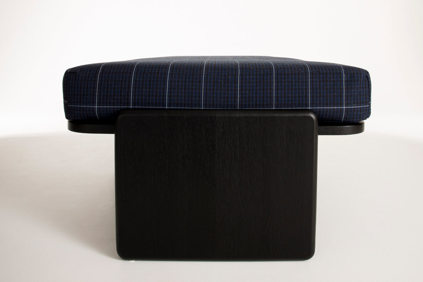 NANA Daybed - Suit blue / white (by kvadrat)