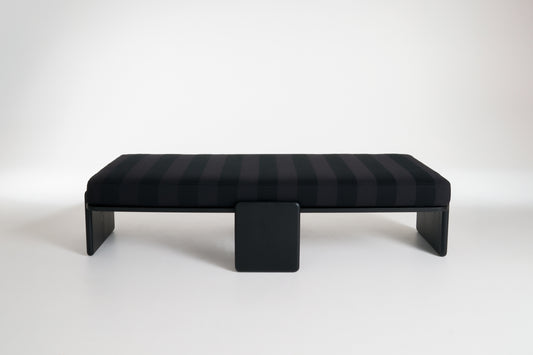 NANA Daybed - Stripes black / black (by kvadrat / Raf Simons)