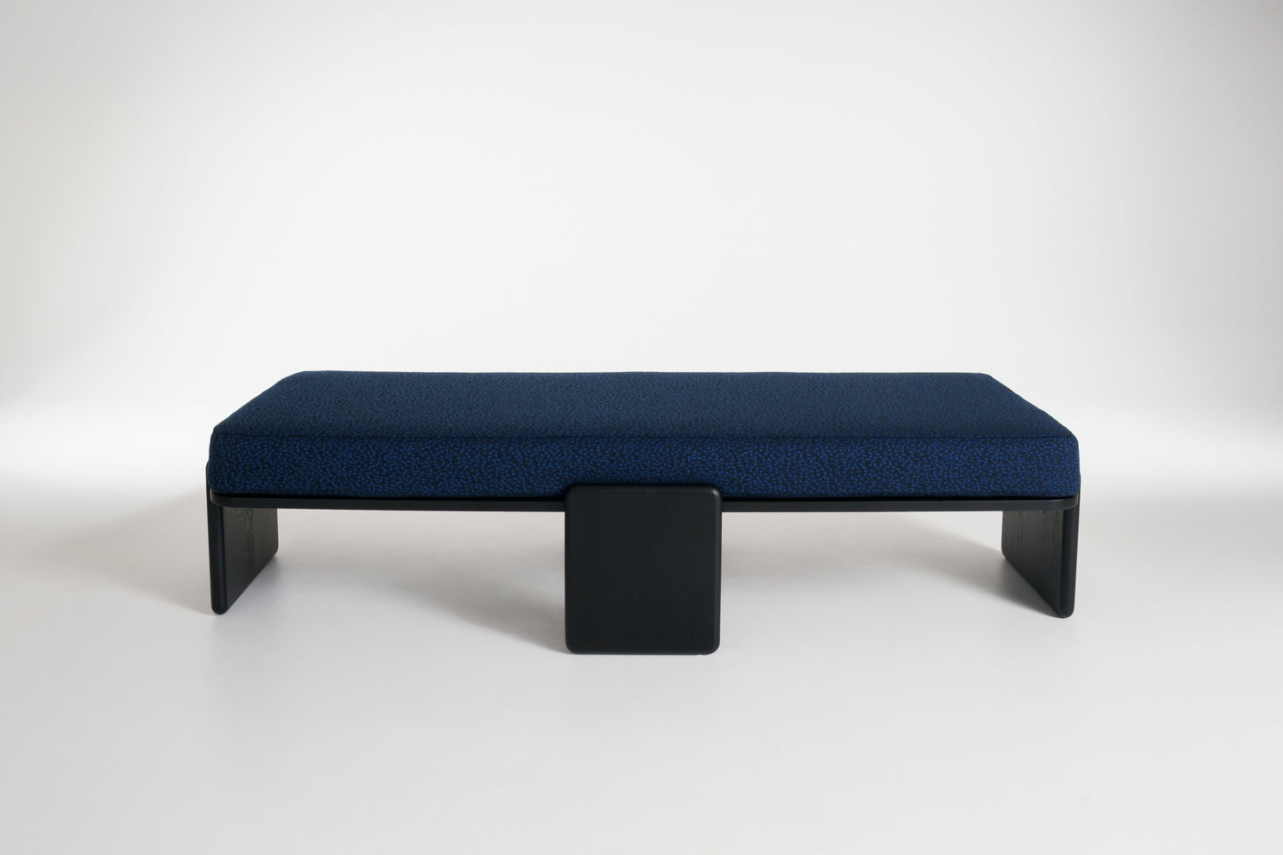 NANA Daybed - Vibrant blue / black (kvadrat / Raf Simons)