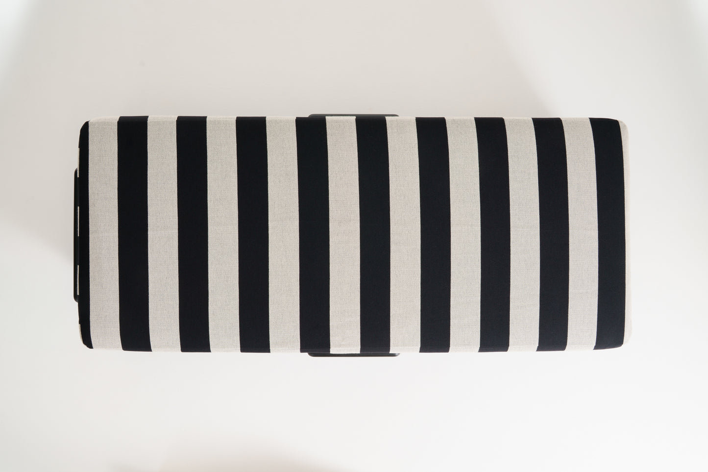 NANA Daybed - Stripes black / cotton white (by kvadrat / Raf Simons)